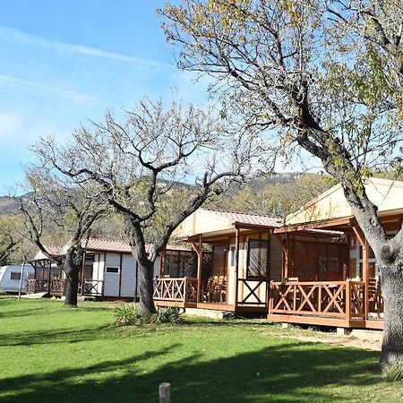 Camping Castillo De Loarre Bagian luar foto