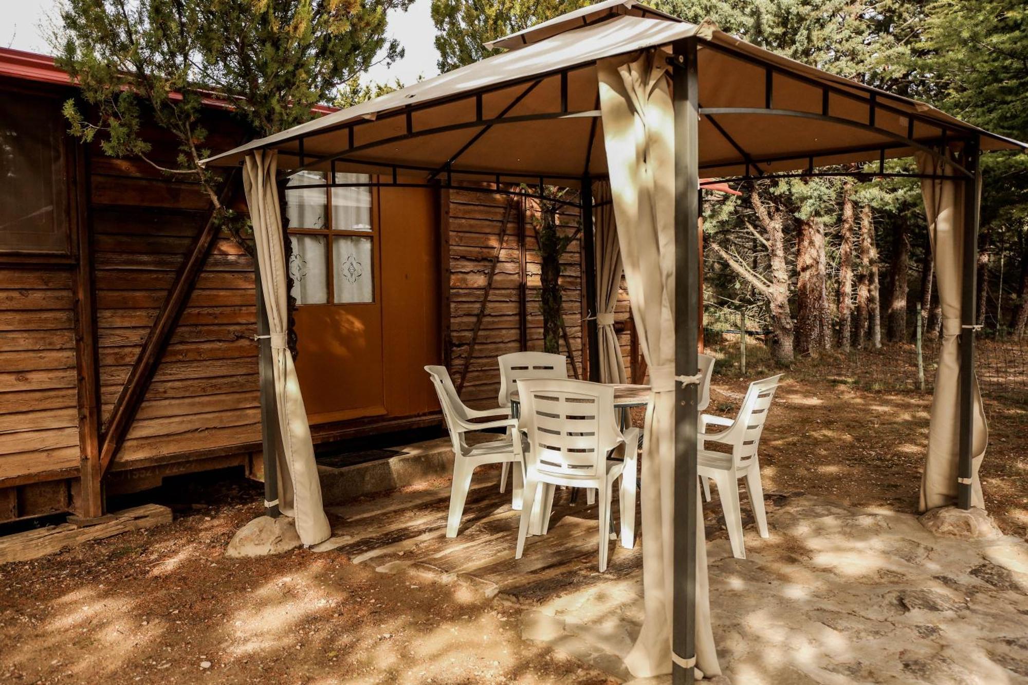 Camping Castillo De Loarre Bagian luar foto
