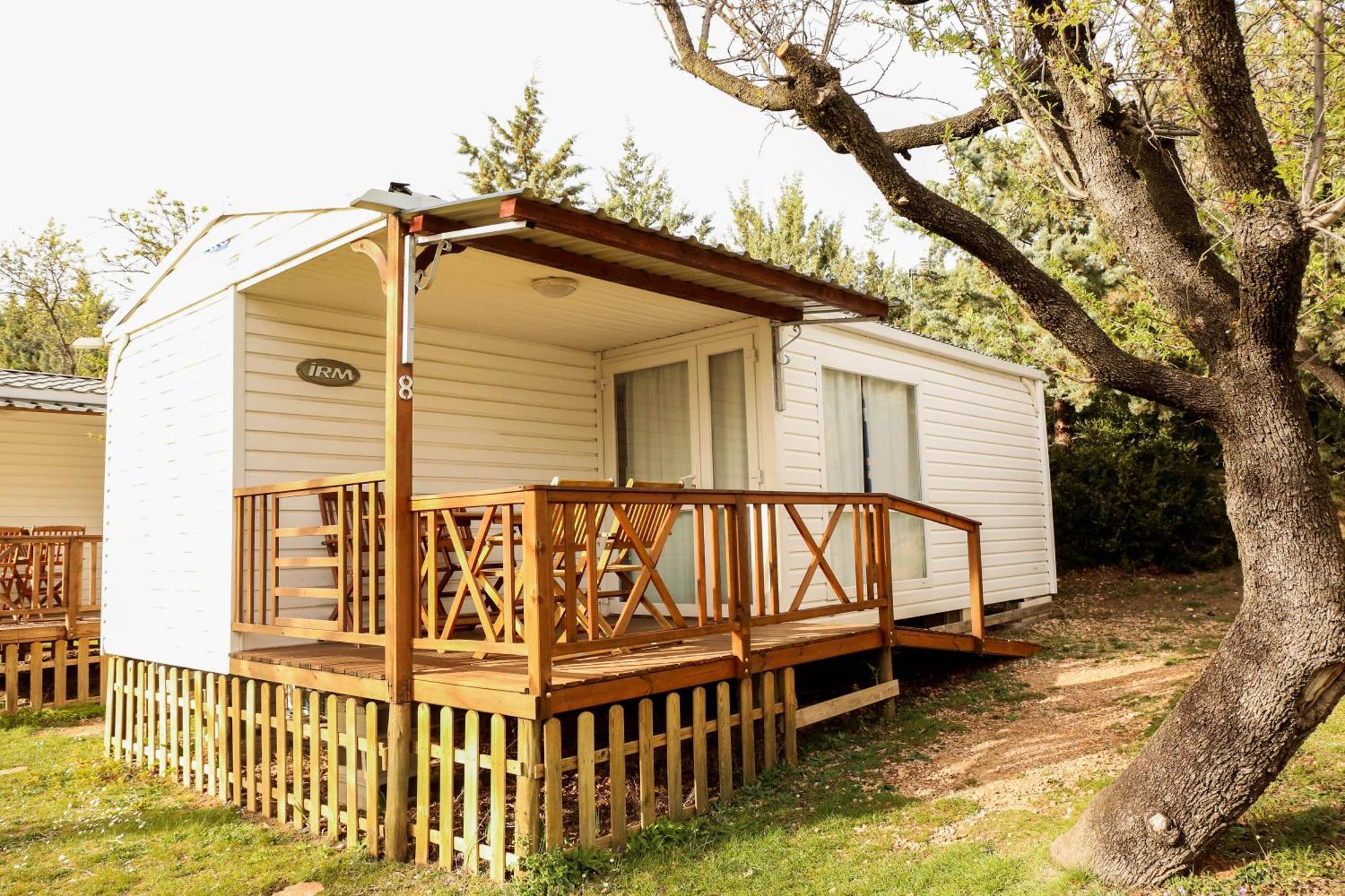 Camping Castillo De Loarre Bagian luar foto