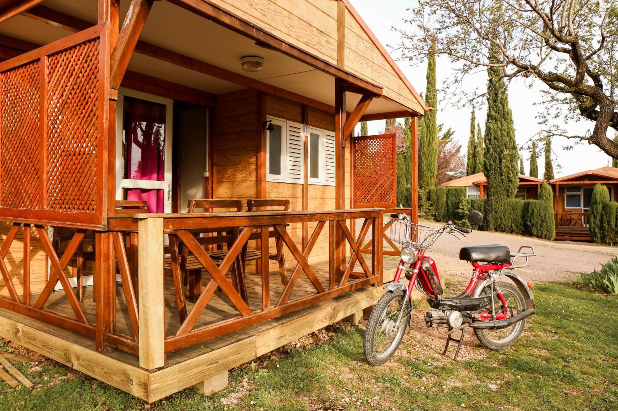 Camping Castillo De Loarre Bagian luar foto