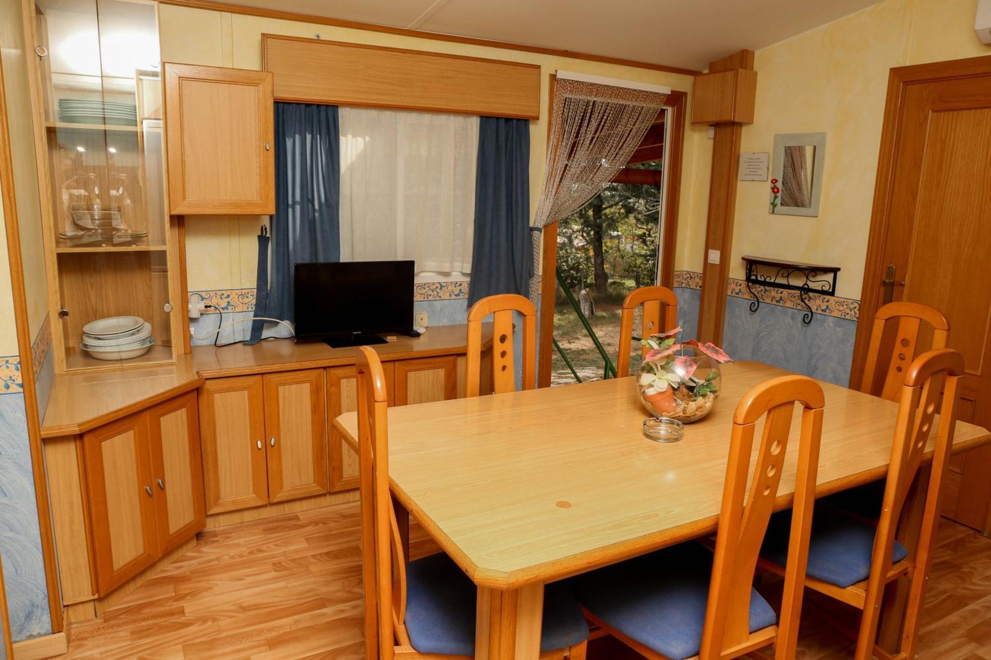 Camping Castillo De Loarre Bagian luar foto
